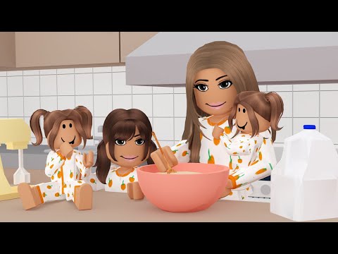 BAKING HALLOWEEN TREATS WITH THE FAMILY | Bloxburg Family Roleplay