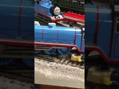 Thomas Crashes - HO Scale Trains #bachmannthomas #shorts