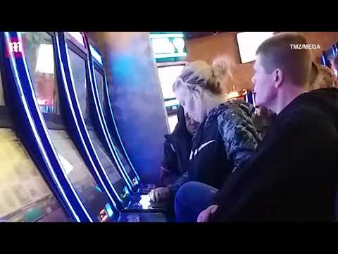 Lady luck? Mama June plays slot machine after cocaine arrest