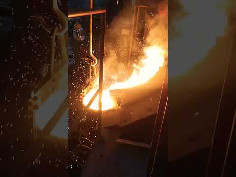 foundry steel casting #steel #foundry #technology #melting #ganster #millionviews #highlights