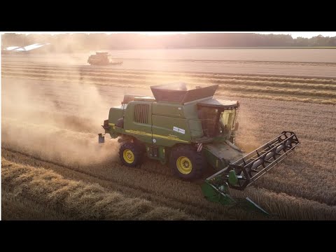 Getreideernte 2021 mit dem Lohnunternehmen Schütte & Wulkotte und 2 JohnDeere Dreschern