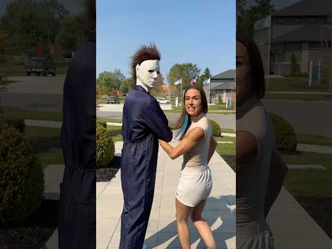 Michael Myers falls in love with mom #shorts