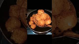 #potatoball #eggballs #viral #shorts #youtubeshorts #eggpotatorecipe #eggpotato #eggshorts