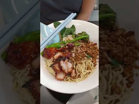 SARAWAK KOLO MEE BECOMING VIRAL #shorts #youtubeshorts #eatingasmr #foodasmr #sarawak #viral