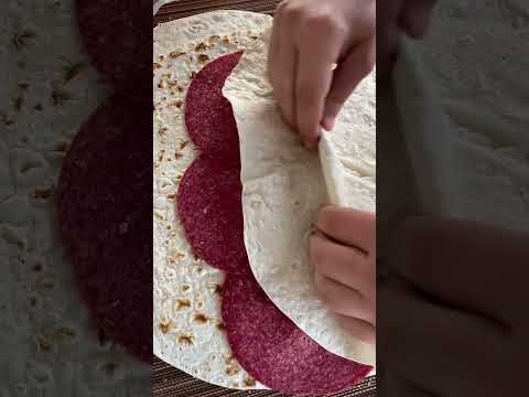 Light & Tasty Salami Sandwich