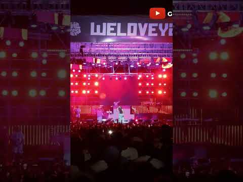 concert #tayc à #weloveya #youtubeshorts #france