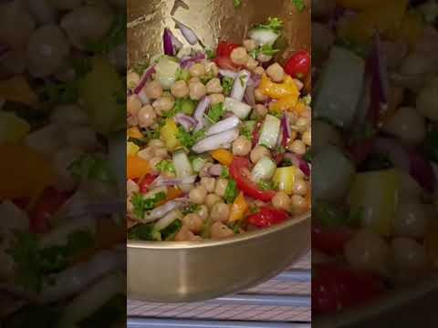 Healthy high protein salad #gabanzobrans #chickpea #cooking #quickandeasy