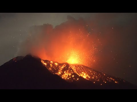 Vulcanian eruption of Sakurajima　桜島南岳のブルカノ式噴火