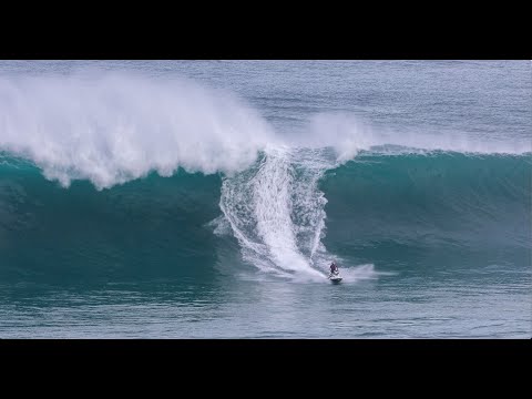 JAWS MASSIVE EMPTY WAVES! JET SKI CARNAGE!