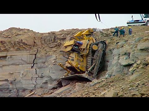 Extremely Dangerous Biggest Bulldozer in The World | Heavy Equipment Machines