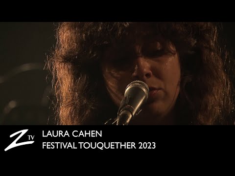 Laura Cahen - Poussière - Festival Touquether - LIVE HD