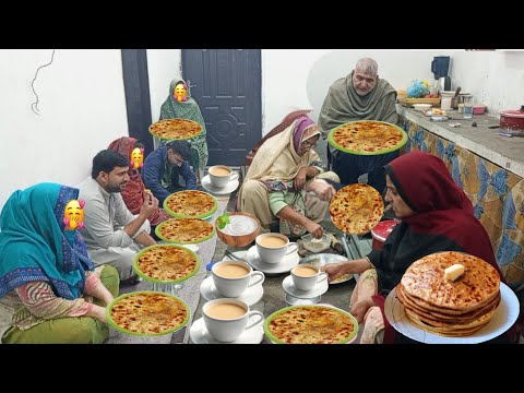 Gaon Ki Subha Ka Nashta | Crispy Mooli Paratha Tea Ke Sath | Village Life | Irma's family vlog