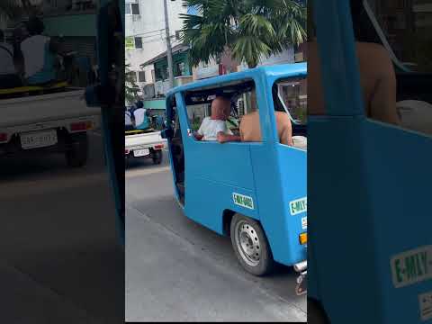 Unforgettable Boracay Moment: Trike Water Bottle Drop #boracay #philippines #travel #funny #shorts