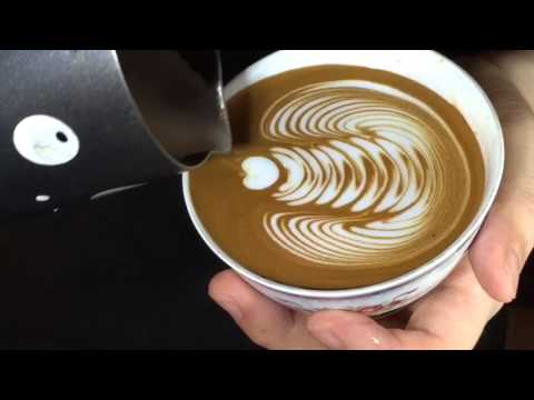 Latte art basic Rosetta