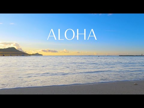 Hawaii Beach Ambience: Relaxing Ocean Sounds at Waikiki Beach (4K UHD)