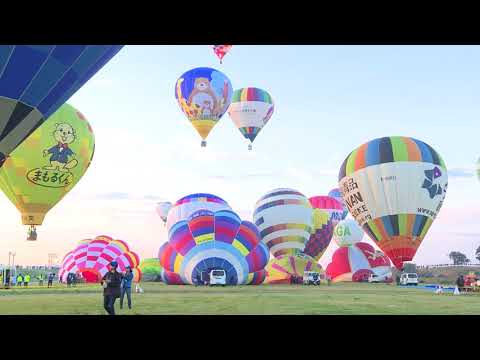 2017 Saga International Balloon Fiesta  2017 11 03 AM Festa Balloon Take Off