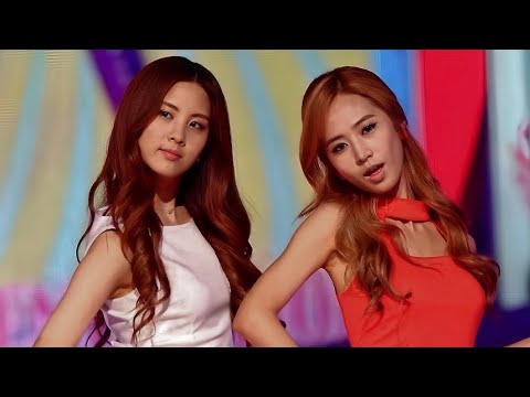 Girls Generation (소녀시대) - Hoot | 110511 KBS1 [4K]