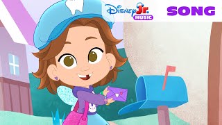 Kindergarten: The Musical "Tooth Fairy Messenger" Song 🎶 | @disneyjr