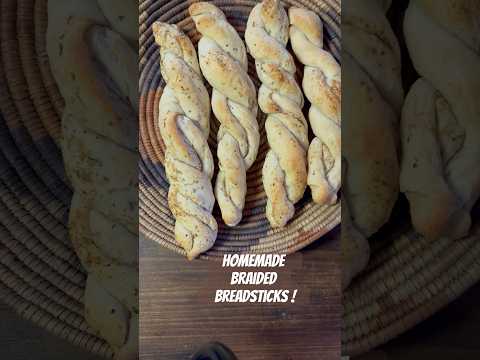 Garlic Braided Breadsticks: Quick & Tasty Pizza Dough Recipe | #shorts #easyrecipes