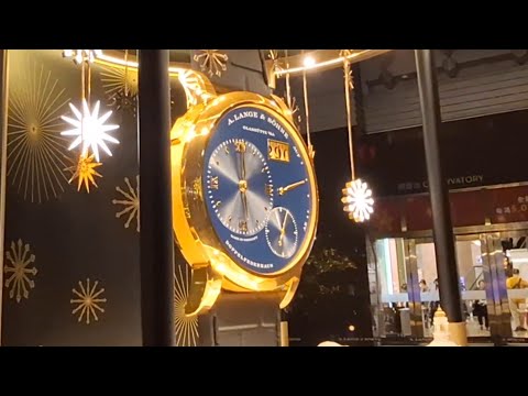 MADE IN GERMANY NA RELO  A LANGE & SOHNE  LIVE CLOCK NAKA DISPLAY SA LABAS NG TAIPIE 101