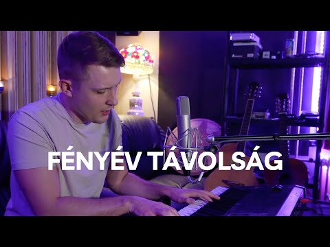 Pál Péter - Fényév távolság (A padlás című musicalből)