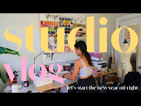 FIRST STUDIO VLOG of 2024💕🧵🪩✨💻🤗 // xTool review, packing orders, chatty small biz productive vlog