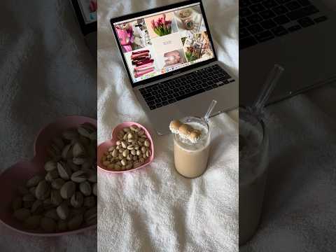 Morning diaries 💖 #short #asmr #satisfying #thatgirl #icedcoffee #morningroutine #aesthetic #trend