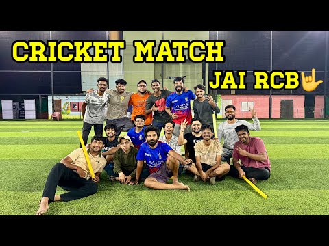 PLAYING CRICKET WITH KANNADA CREATORS | BELAGAVI | KANNADA VLOG | THEGEEKINDIA