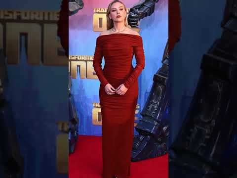 Scarlett Johansson Red Carpet Looks | Celebrity Style