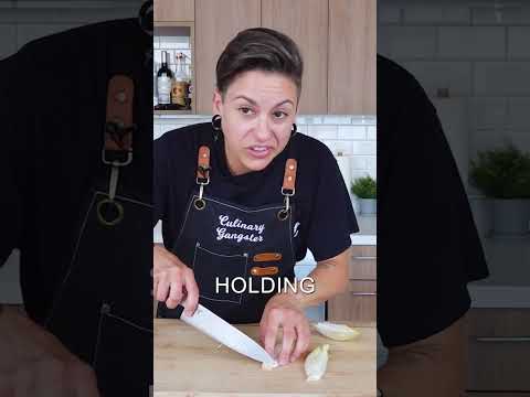 How To Perfectly Cut A Radicchio... #cooking #tutorial #shorts