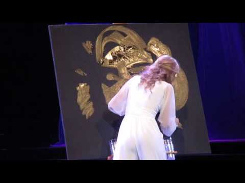 Marilyn Monroe Glitter Speed Painting by 17-year-old Miss Tustin, Emma Foss