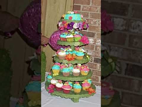 DIY CUPCAKE STAND FOR TROPICAL THEME PARTY