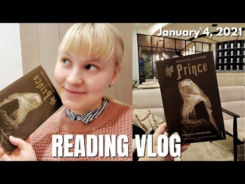 A Strange and Haunting Read 😱/ Daily Reading Vlog, January 4, 2021 📖☕