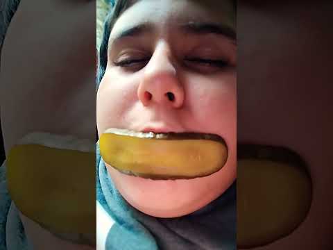 Pickle mouth