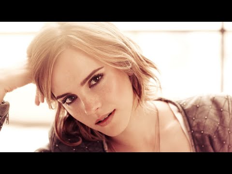 SEXY EMMA WATSON PHOTOS: Pantyhose, Stockings, Tights,Heels, Mini Skirt,MiniDress