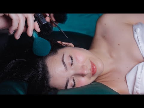 Real Person ASMR: Scalp and Hairplay on Glow (Real sounds) (Spanish + ENG subtitles)