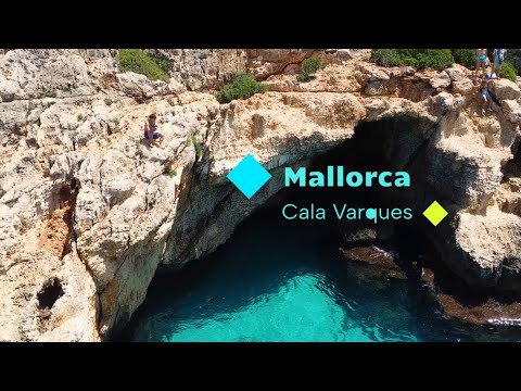 Jumping off cliffs in Mallorca 🇪🇸👏