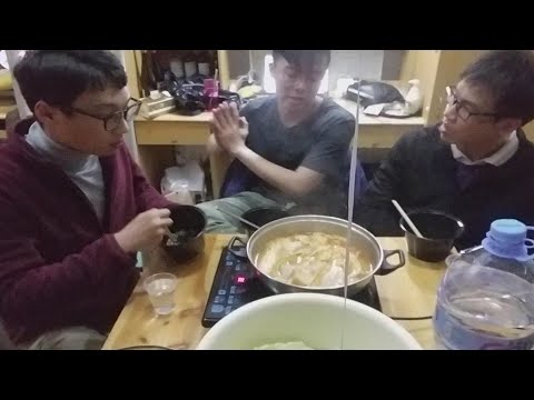 【宿舍日常偷打火锅Vlog】南方的边炉跟北方的火锅究竟有什么区别？（粤语无中字，哈哈）