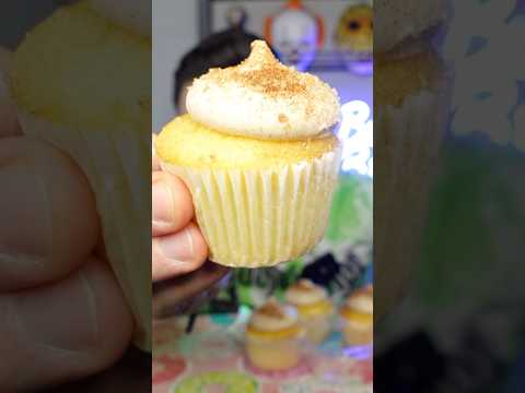 Churro Cream Filled Cupcake Review! 🧁🔥 #cupcake #foodreview