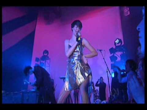 Way Out (live) - Yeah Yeah Yeahs HD