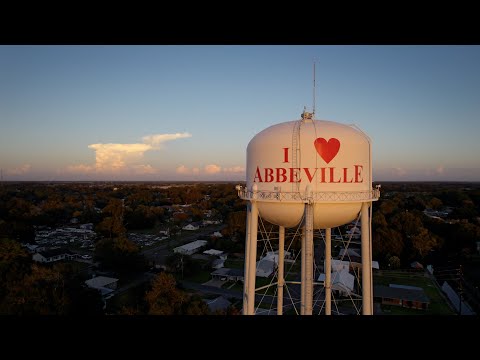 The Giant Omelet of Abbeville: Small Town, Big Story | Abbeville, LA