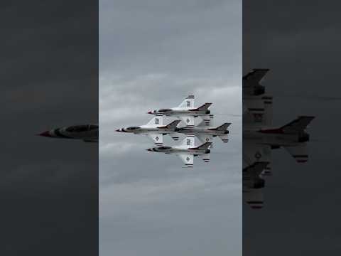 The Thunderbirds flying F-16 Fighting Falcon jets in the diamond formation at Battle Creek Air Show!