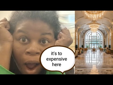 Vlogmas Day 1 | Stayed In The World's Most Expensive Hotel!