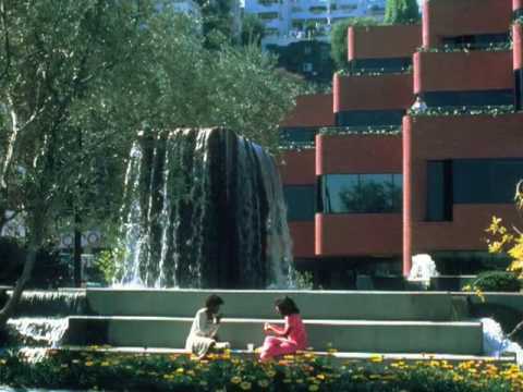 HOK's Bill Valentine on Levi's Plaza in San Francisco