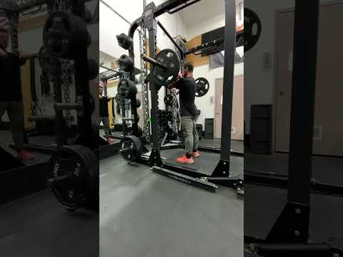 1.5 BB Front Squat