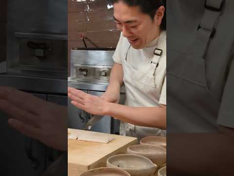 京都は祇󠄀園祭り真っ只中。夏の風物詩 鱧現場で聞く骨切りの音が心地よい。#shorts