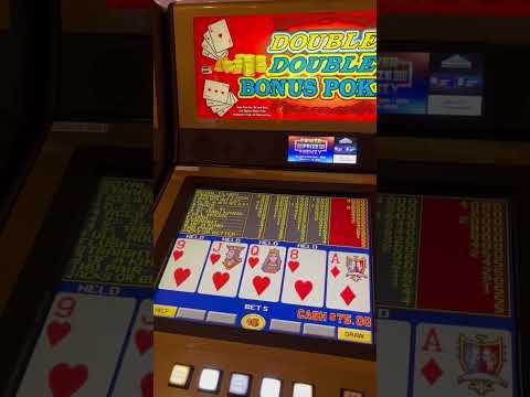 Chasing the Rare Straight Flush! #straightflush #gamblingaddict #videopoker #handpay #livelife365