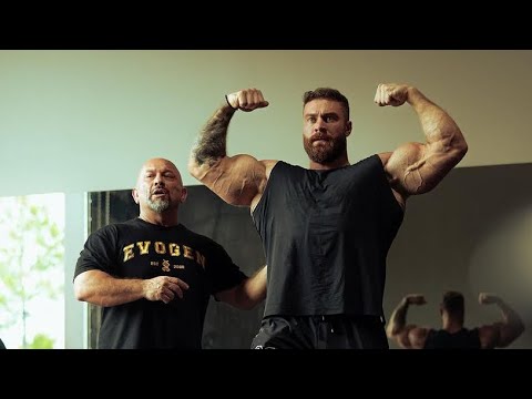 LATE NIGHTS, EARLY MORNINGS - Chris Bumstead Bodybuilding Motivation