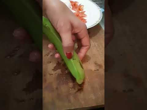 Green banna trick OMG #shortvideo #1million #howto