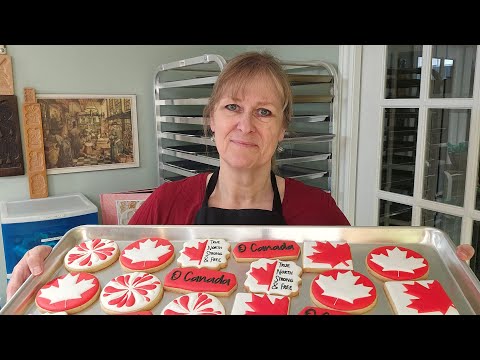 How I Made These Patriotic Canada Day Cookies